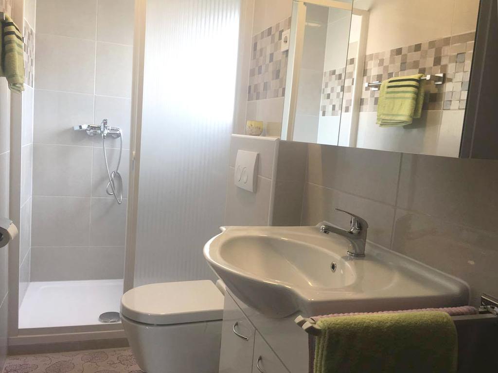 Apartman Milutin Vrsi Εξωτερικό φωτογραφία